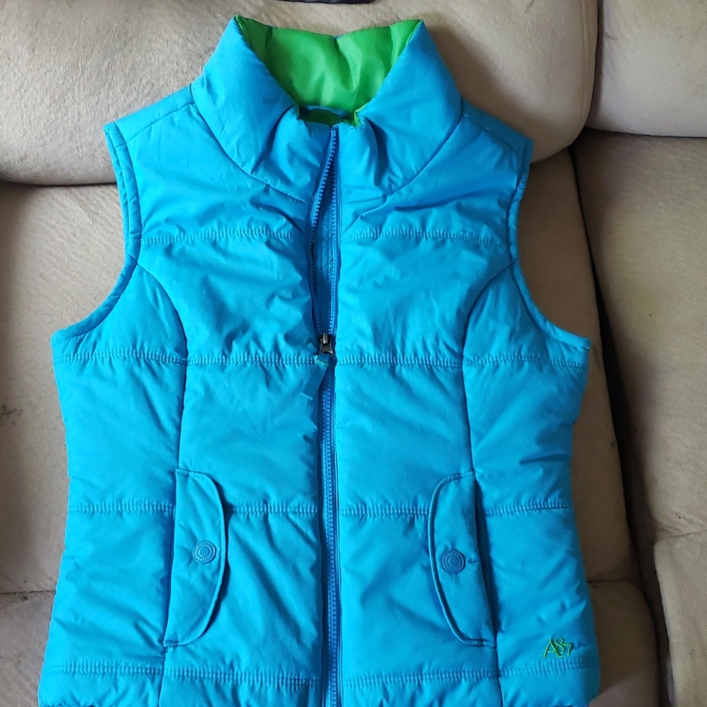 Jr Vest
